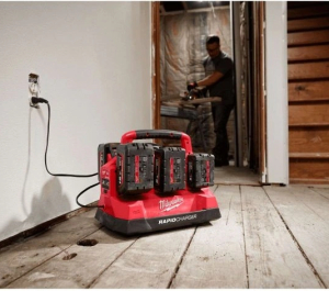 Trạm sạc nhanh 6 cổng Milwaukee M18 PC6 – Giải pháp sạc tối ưu cho đội thợ chuyên nghiệp