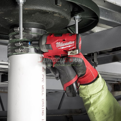 Máy vặn vít thủy lực Milwaukee M12 FQID-0C