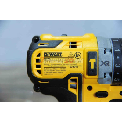 Thân máy khoan động lực pin 18V DeWALT DCD796N