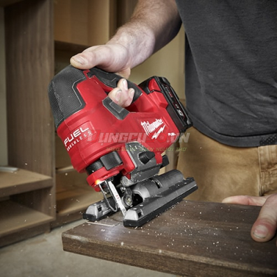 Máy cưa lọng Milwaukee M18 FJS-0X