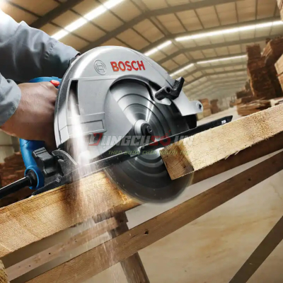 Máy cưa đĩa GKS235T Turbo Bosch (kèm phụ kiện) - 06015A20K1