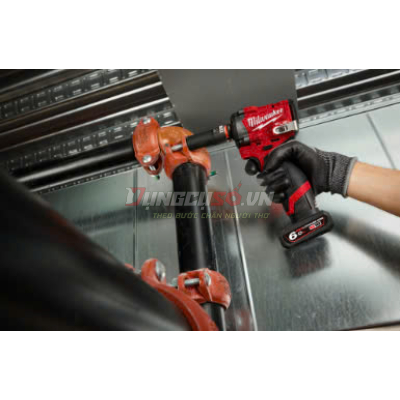 Máy siết bu lông 745Nm Milwaukee M12 FIW2F12 