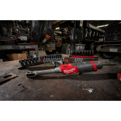 Máy siết bu lông xuyên tâm 81Nm Milwaukee M12 FPTR